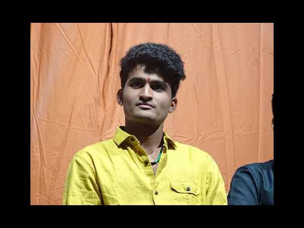 ತುಂಬಾ ಚೆನ್ನಾಗಿ ಮಿಮಿಕ್ರಿ ಮಾಡ್ತೀರಲ್ಲ.? 