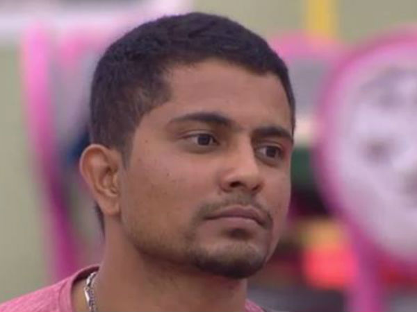 ಸ್ನೇಹಿತರಿಗೆ ಬರುವ ಹೊತ್ತಿಗೆ 8.30 ಆಗಿತ್ತು 