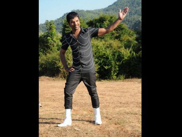 'ಗಣೇಶ್ ಮೆಡಿಕಲ್ಸ್' ನಾಯಕ.. 'ಗಣೇಶ್ ಮೆಡಿಕಲ್ಸ್' ನಾಯಕ..