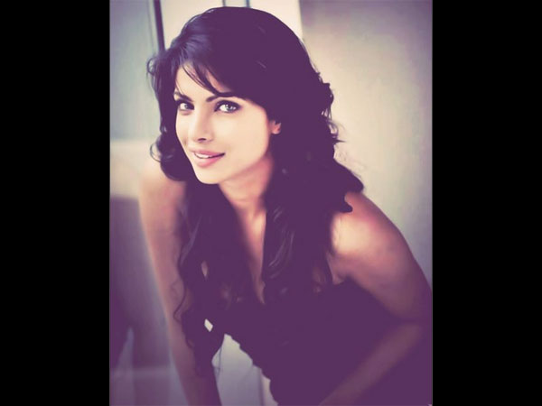 ಹೆಚ್ಚು ಆಕರ್ಷಕವಾಗಿದ್ದಾರೆಯೇ ಗಮನಿಸುತ್ತೇನೆ!