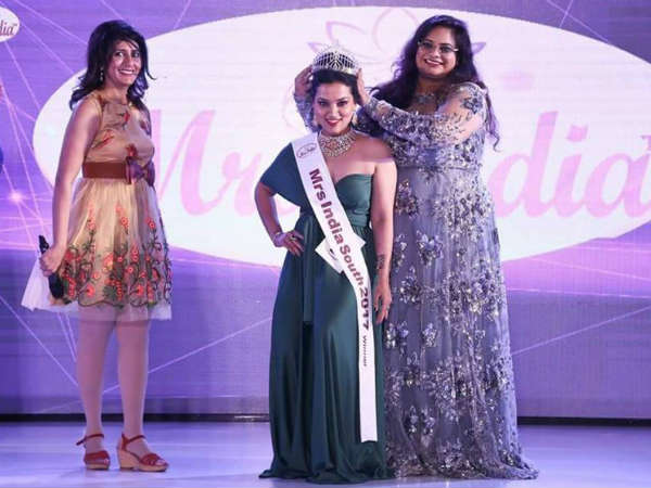Nischitha Shenoy announced winner of Mrs. India South 2017