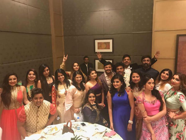 ಚಿತ್ರರಂಗದ ಗಣ್ಯರು ಭಾಗಿ ಚಿತ್ರರಂಗದ ಗಣ್ಯರು ಭಾಗಿ