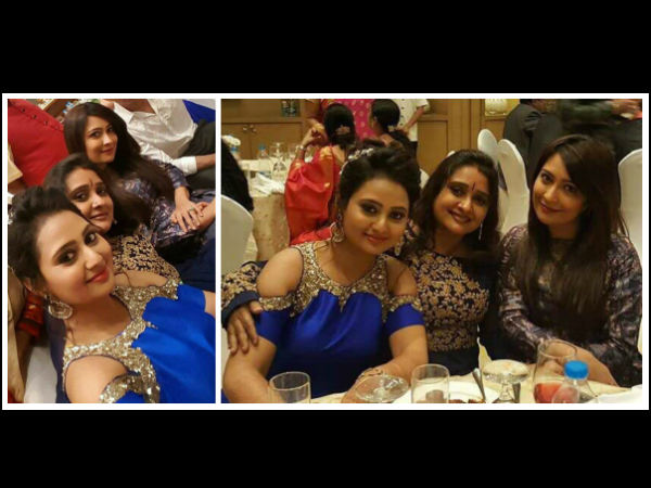 ಮದುಮಗಳ ಜೊತೆ ಸೆಲ್ಫಿ ಮದುಮಗಳ ಜೊತೆ ಸೆಲ್ಫಿ