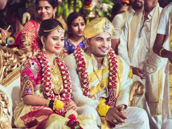 ಅಭಿಮಾನಿಗಳನ್ನು ಆಹ್ವಾನಿಸಿದ ದಂಪತಿಗಳು