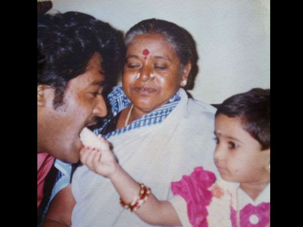 ನಮ್ಮ ಜೀವನಕ್ಕೆ ಬೆಳಕು ಅಮ್ಮ