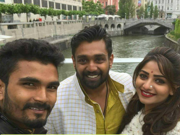 ಮೂಗುತಿ ಸುಂದರಿ 