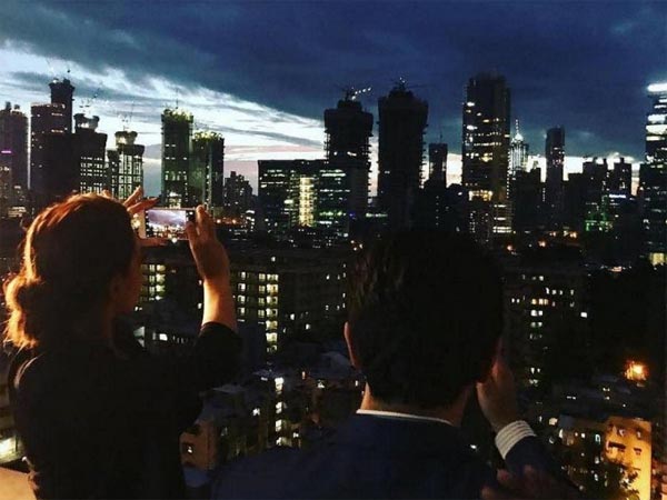 ಹ್ಯಾಪಿ ಗರ್ಲ್ ರಾಧಿಕಾ ಆಪ್ಟೆ ಹ್ಯಾಪಿ ಗರ್ಲ್ ರಾಧಿಕಾ ಆಪ್ಟೆ