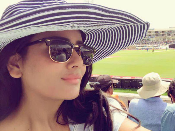 ಲಂಡನ್ ನಲ್ಲಿ ಪಾರುಲ್ ಯಾದವ್ ಲಂಡನ್ ನಲ್ಲಿ ಪಾರುಲ್ ಯಾದವ್