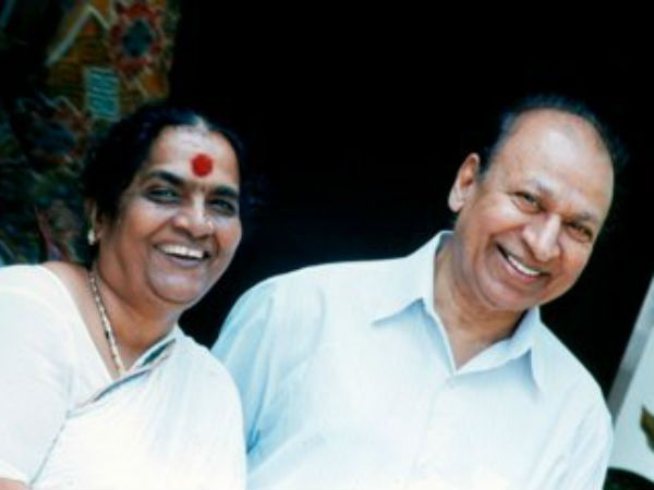 A brief write up on Dr.Rajkumar Family's helping nature A brief write up on Dr.Rajkumar Family's helping nature