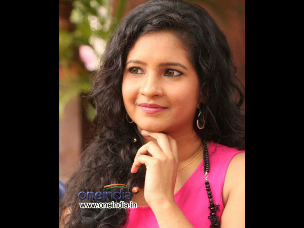 Actress Shubha Poonja Gets new title 'Modaka thare'