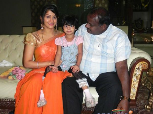 ಎಲ್ಲ ಶುದ್ಧ ಸುಳ್ಳು