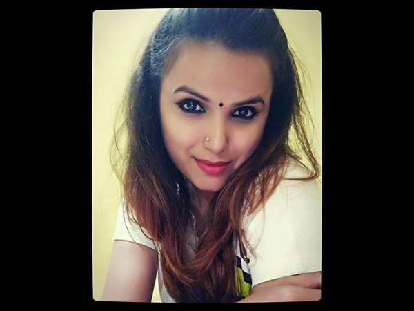 ಬೆತ್ತಲೆ ಫೋಟೋ ಕೇಳ್ತಾನೆ