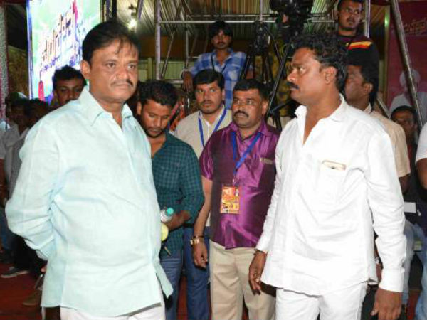 ಉಳಿದ ನಿರ್ಮಾಪಕರು ಇದ್ದಾರೆ 