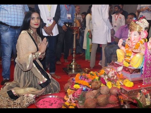Poonam Pandey Celebrate the Ganesh Festival