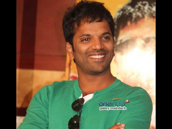 ಸತೀಶ್ ಅವರ ಚಿತ್ರಗಳನ್ನ ನೋಡಿ ಮೆಚ್ಚುಗೆ