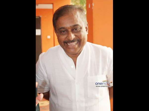 ಯಾವಾಗಲೂ ನಗುನಗುತ್ತಲೇ ಇರುವವನು