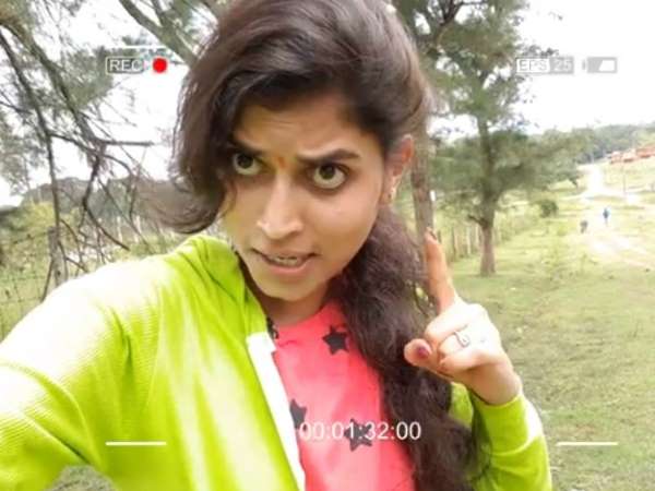 ಪಕ್ಕಾ ಲೋಕಲ್ ಹುಡುಗಿ