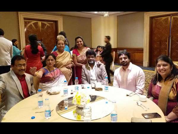 ತಾರೆಯರು ದಂಡು