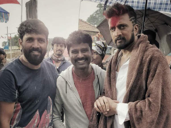 ನೂರು ಜನ ಡ್ಯಾನ್ಸರ್ಸ್ 