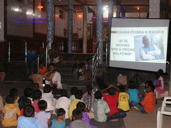 ಸಮೀರಾಚಾರ್ಯ ರವರ ಕೆಲವು ನಡವಳಿಕೆಗಳು ಬ್ರಾಹ್ಮಣ ಸಂಪ್ರದಾಯಕ್ಕೆ ವಿರೋಧವಿದೆ ಅಲ್ಲವೇ.? 