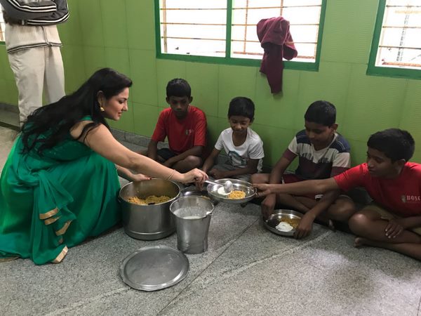 ಮಕ್ಕಳ ಜೊತೆ ಸೇರಿ ಹುಟ್ಟುಹಬ್ಬ 