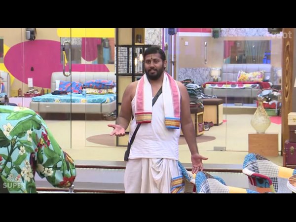 ಮಾತಿಗೆ ಮಾತು ಹೆಚ್ಚಾಯಿತು