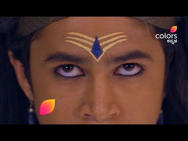 'ಶನಿ' ಪಾತ್ರಧಾರಿಯ ಅಭಿನಯಕ್ಕೆ ಶ್ಲಾಘನೆ 'ಶನಿ' ಪಾತ್ರಧಾರಿಯ ಅಭಿನಯಕ್ಕೆ ಶ್ಲಾಘನೆ