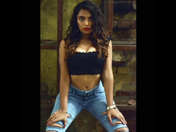 ಈಕೆಯೇ ವೈಲ್ಡ್ ಕಾರ್ಡ್ ಸ್ಪರ್ಧಿ.?