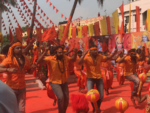 ಸರ್ಜಾ ಫ್ಯಾಮಿಲಿ ವಿತ್ ದರ್ಶನ್ ಸರ್ಜಾ ಫ್ಯಾಮಿಲಿ ವಿತ್ ದರ್ಶನ್