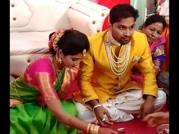 ಬ್ರಾಹ್ಮಣರ ಸಂಪ್ರದಾಯದಂತೆ ನಿಶ್ಚಿತಾರ್ಥ ಬ್ರಾಹ್ಮಣರ ಸಂಪ್ರದಾಯದಂತೆ ನಿಶ್ಚಿತಾರ್ಥ