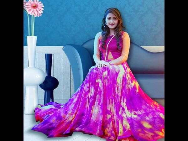 ದೀಪ್ತಿ ಕಾಮ್ಸೆ ವಿವಾಹ