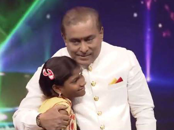 ಹೆಜ್ಜೆ ಹಾಕಿದ ಹಂಸಲೇಖ