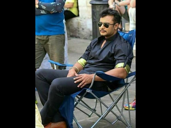 ವಿಭಿನ್ನ ಗೆಟಪ್ ನಲ್ಲಿ ಚಾಲೆಂಜಿಂಗ್ ಸ್ಟಾರ್ ವಿಭಿನ್ನ ಗೆಟಪ್ ನಲ್ಲಿ ಚಾಲೆಂಜಿಂಗ್ ಸ್ಟಾರ್