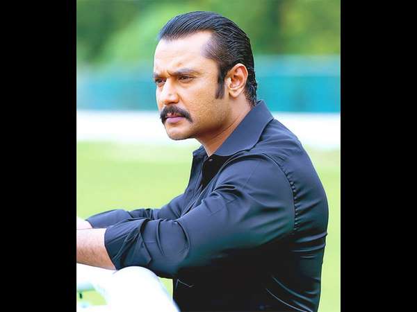 ನಮ್ಮಲ್ಲಿ ದೊಡ್ಡ ಫಿಲ್ಮ್ ಸಿಟಿ ಆಗಬೇಕಿದೆ ನಮ್ಮಲ್ಲಿ ದೊಡ್ಡ ಫಿಲ್ಮ್ ಸಿಟಿ ಆಗಬೇಕಿದೆ