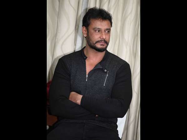 ಇಂಡಸ್ಟ್ರಿಯನ್ನ ಬೆಳಸಬೇಕಿದೆ ಇಂಡಸ್ಟ್ರಿಯನ್ನ ಬೆಳಸಬೇಕಿದೆ