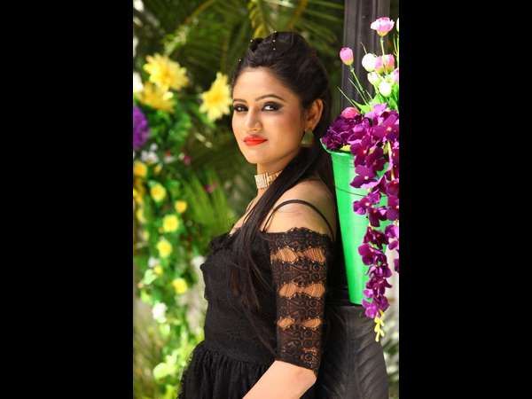 ಎರಡು ಸಿನಿಮಾ ಮಾಡಿರುವ ರಂಜನಿ ಎರಡು ಸಿನಿಮಾ ಮಾಡಿರುವ ರಂಜನಿ