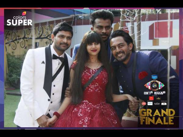 ನಿವೇದಿತಾ ಔಟ್