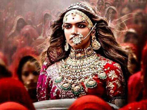 Supreme Court directed 'Padmaavat' movie to be released across the country Supreme Court directed 'Padmaavat' movie to be released across the country