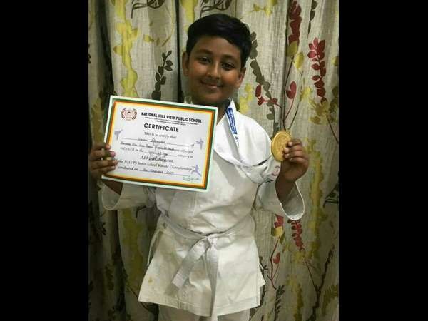 ಕರಾಟೆಯಲ್ಲಿ ಚಿನ್ನದ ಪದಕ 