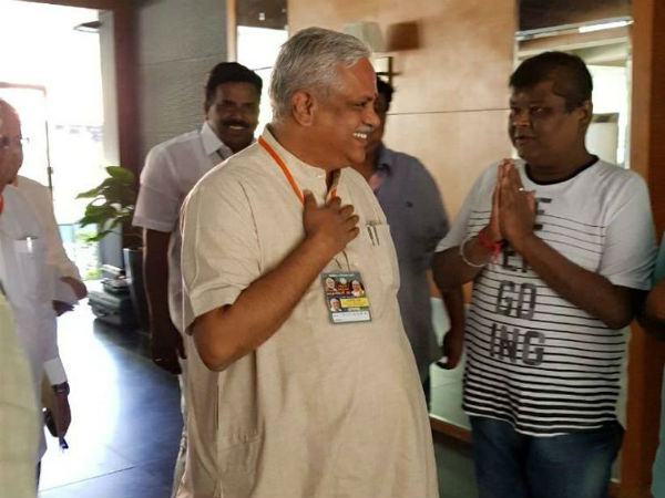 ಸಿಕ್ಸ್ ಪ್ಯಾಕ್ ಮಾಡ್ತಾರೆ ಬುಲೆಟ್ ಪ್ರಕಾಶ್ ಸಿಕ್ಸ್ ಪ್ಯಾಕ್ ಮಾಡ್ತಾರೆ ಬುಲೆಟ್ ಪ್ರಕಾಶ್