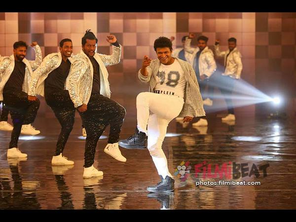 ತಮಿಳು ಡೈರೆಕ್ಟರ್ ಸಿನಿಮಾ 