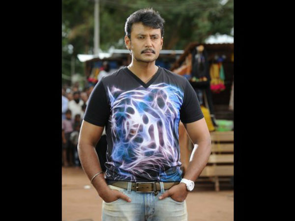 ದರ್ಶನ್ ಮನೆ ಮುಂದೆ ಪ್ರತಿಭಟನೆ 