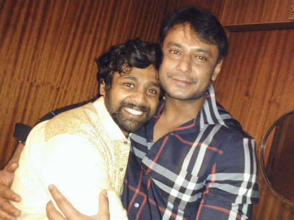 ಯಜಮಾನನಿಗೆ ಶುಭಾಶಯ ಕೋರಿದ ಆಕ್ಷನ್ ಪ್ರಿನ್ಸ್ ಯಜಮಾನನಿಗೆ ಶುಭಾಶಯ ಕೋರಿದ ಆಕ್ಷನ್ ಪ್ರಿನ್ಸ್