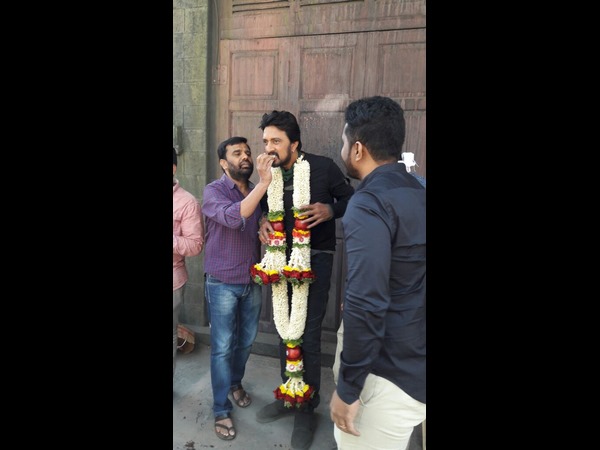 Surappa Babu has honored to actor Kiccha Sudeep