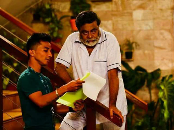 First look of Ambareesh in Ambi Ning Vayasaytho revealed First look of Ambareesh in Ambi Ning Vayasaytho revealed
