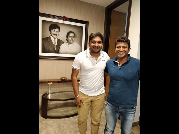 Puneet Rajkumars movie title released. film is named Nata Sarvabowma. 