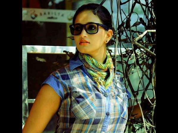 Kavya Shastri has made a statement about the gossip on Facebook Kavya Shastri has made a statement about the gossip on Facebook