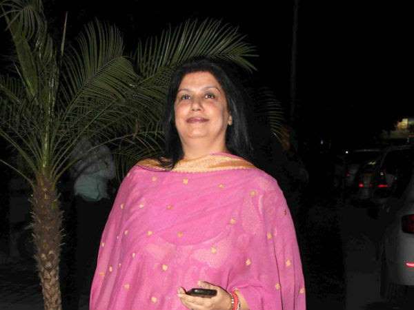 ಪುಟಿದೆದ್ದ ಮೋನಾ ಕಪೂರ್