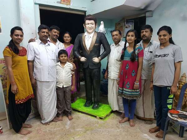 fans of Bangalore-based Kiran and Jagdish made a variety of 80kg cake. fans of Bangalore-based Kiran and Jagdish made a variety of 80kg cake.