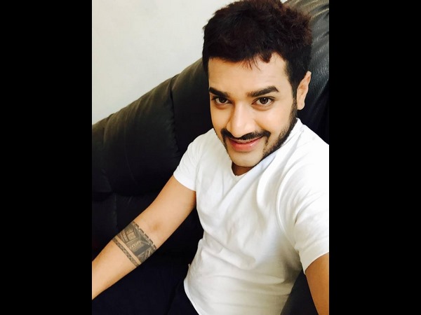 15. ಚರಿತ್ ಬಳಪ್ಪ